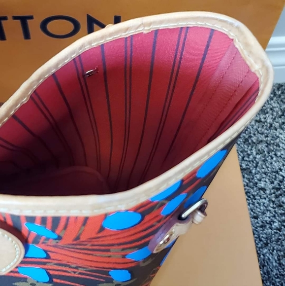 Louis Vuitton Neverfull MM Jungle dots limited Edition with pouch - Picture 5 of 17